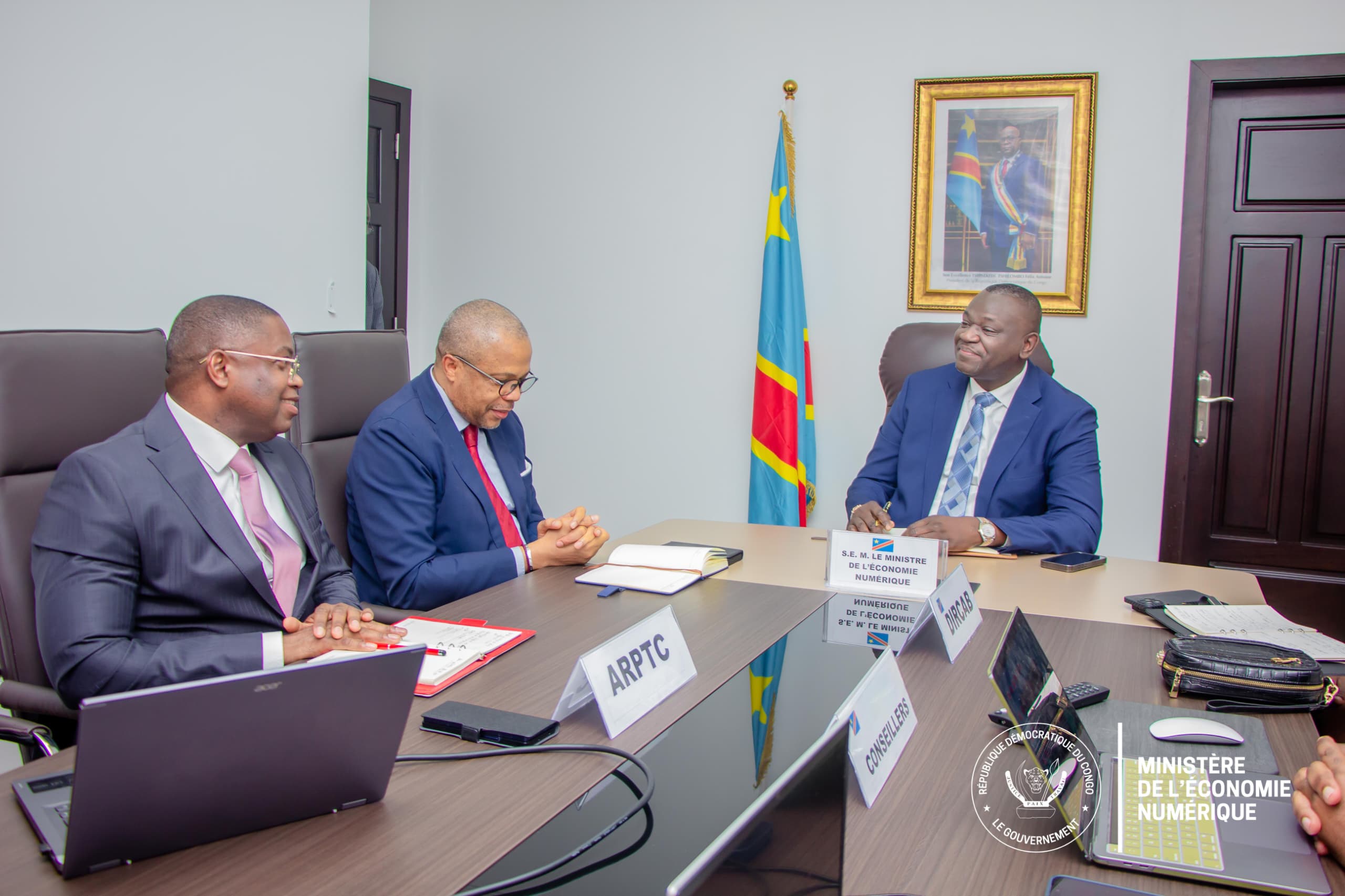 Gouvernance numérique et cybersécurité : le ministre Augustin Kibassa Maliba passe à l’action