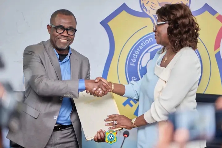 FECOFA : Véron Mosengo-Omba et son comité exécutif officiellement installés
