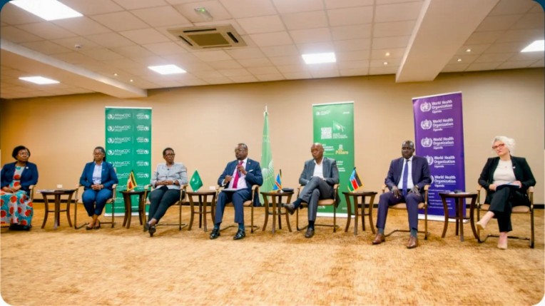 Ebola en Afrique centrale : la RDC, l’Ouganda et le Soudan du Sud renforcent la coordination transfrontalière à Kampala