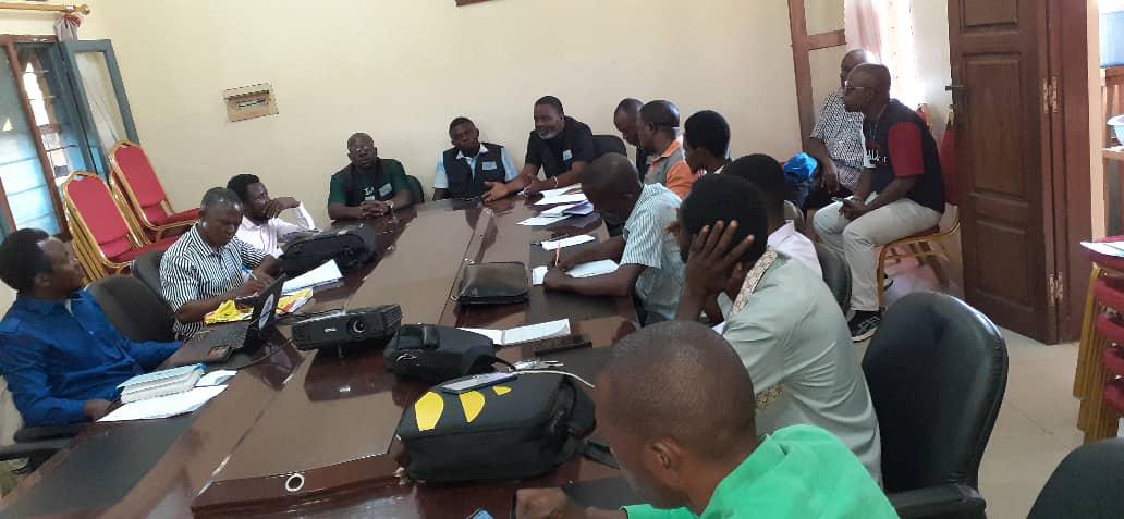 Kwilu : la société civile de Kikwit interpelle les acteurs du projet hydroélectrique de Kakobola sur les coupures et l’accès à l’électricité